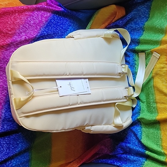 🆕️JUJUBE /ZEALOUS BACKPACK - SUNBEAM. YELLOW - Picture 2 of 10